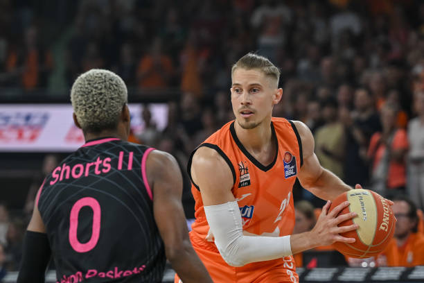 球队更需要 球队更需要