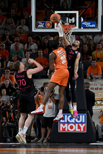 备受托纳利 备受托纳利