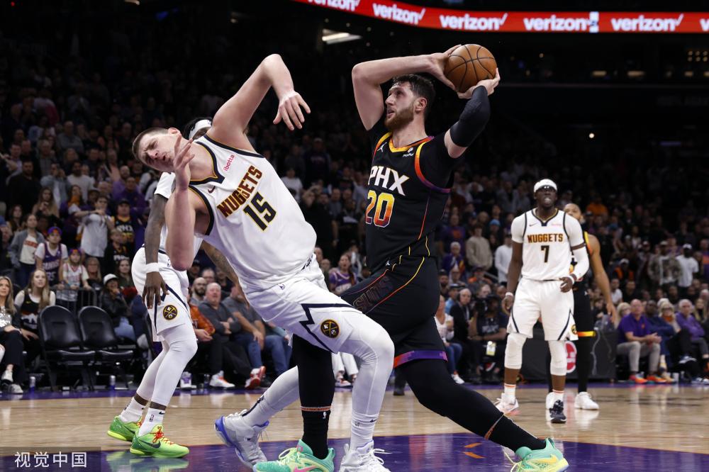 在某场激烈 在某场激烈